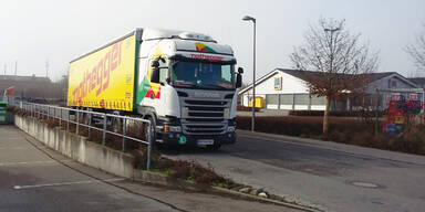 Autobahn: Sch&uuml;sse auf  Lkw-Fahrer