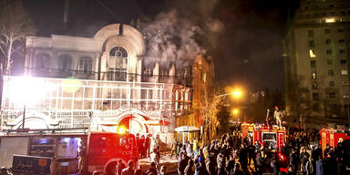 Mob st&uuml;rmte saudi-arabische Botschaft