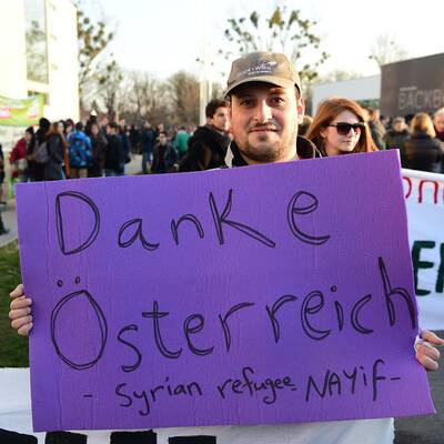 Flüchtlingsdemo in Liesing