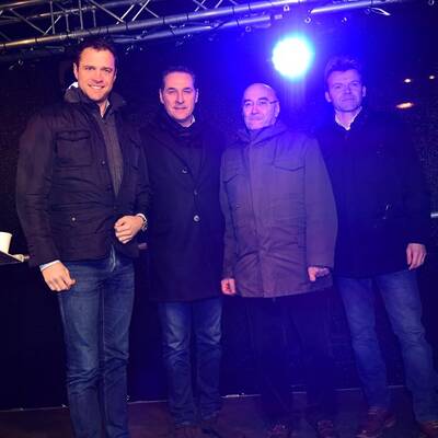 Flüchtlingsdemo in Liesing