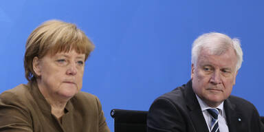 Merkel l&auml;sst Seehofer auf 3 Seiten abblitzen