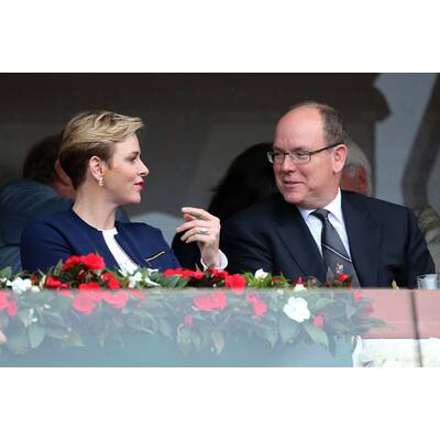 Fürstin Charlène & Albert turteln bei Tennisturnier