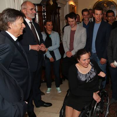 ÖSV-Stars zu Besuch bei Papst Franziskus