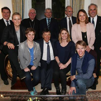 ÖSV-Stars zu Besuch bei Papst Franziskus