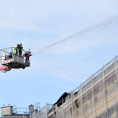 Dachstuhl in der Alsterstraße komplett abgebrannt.