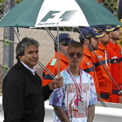 Lewis feiert mit Bieber