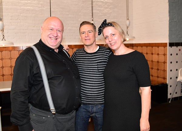 Bryan Adams in der Swing Kitchen