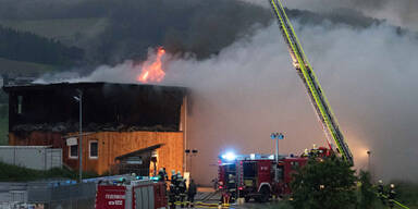 Flüchtlingsunterkunft in OÖ abgebrannt 