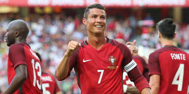 7:0 - Portugal mit Kantersieg gegen Estland