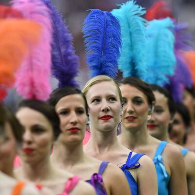 Farbenfrohe Eröffnungsfeier