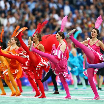 Farbenfrohe Eröffnungsfeier