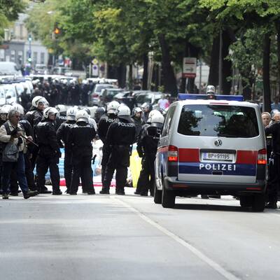 Krawalle bei Identitären-Demo in Wien