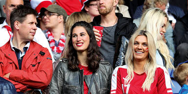 Unsere Ladys strahlten in Paris