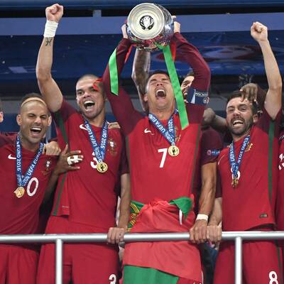 So feiern die Portugiesen