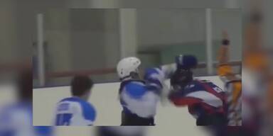 201610121237_66_81819_20161012_66_81819_161012_MI_116_Pruegel_Orgie_beim_Damen_Eishockey_000.jpg