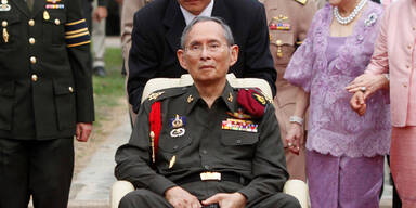 Thailands König Bhumibol Adulyadej gestorben