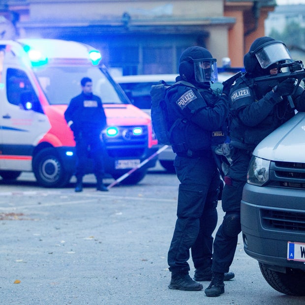 Polizei  rüstet sich für Terror-Akt