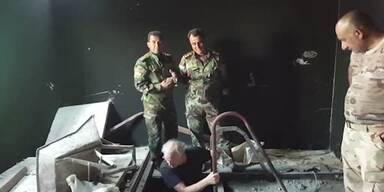 20161023_66_82991_161023_Wendl_Aufsager_Soldaten_zeigen_Tunnel_stt.jpg