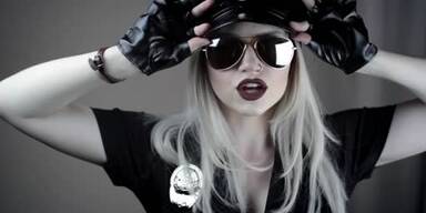 20161027_66_83391_161027_NE_106_Halloween_Trends_stt.jpg