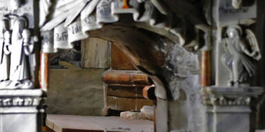 Forscher &ouml;ffnen das Grab Jesu und entdecken etwas Erstaunliches