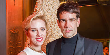 Scarlett Johansson & Romain Dauriac