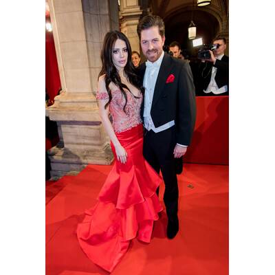 Opernball 2017 - Die schrillsten Kleider