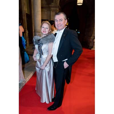 Opernball 2017 - Die schrillsten Kleider