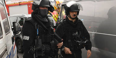 Sprengstoff und IS-Flagge bei Verd&auml;chtigen in Marseille