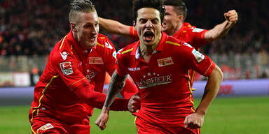 Hosiner schießt Berlin an die Tabellenspitze