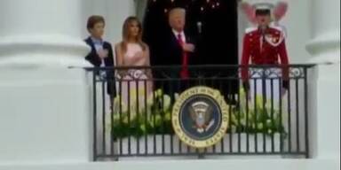 20170418_66_115493_trump_melania_schubs.jpg