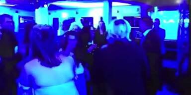 20170508_66_119613_marine_le_pen_dancing.jpg