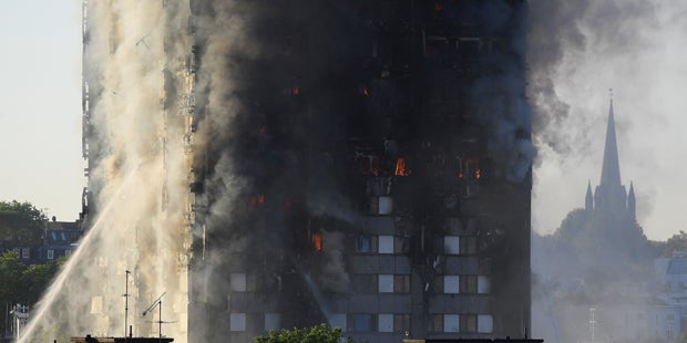 Hochhaus-Brand in London: Zahl der Toten steigt auf 12