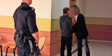 P&auml;dophiler lockte Bub  in Hotel