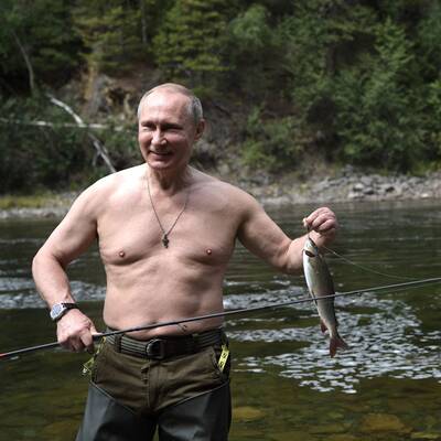 Putin oben ohne
