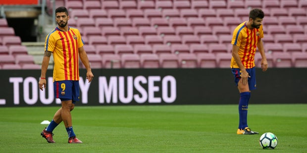Barcelona Suarez Pique