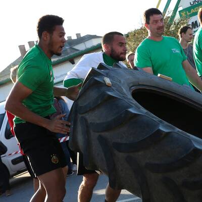 Rapid lässt die Muskeln spielen