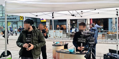 Missionieren hier schon wieder die Salafisten?