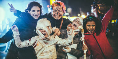 Geisterparade bis Partyreigen: So feiert Wien die Nacht der lebenden Toten