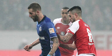 Schalke bleibt erster Bayern-Verfolger