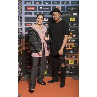 MADONNA Blogger Award 2018 - Orange Carpet