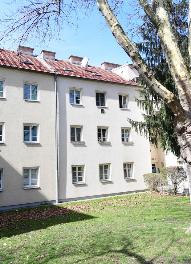 Bub stürzt aus Fenster: Vater war daheim