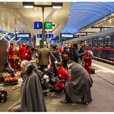 Zugunfall in Salzburg fordert über 50 Verletzte