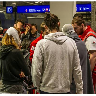 Zugunfall in Salzburg fordert über 50 Verletzte