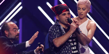 Was bedeutet Spruch auf seinem T-Shirt?