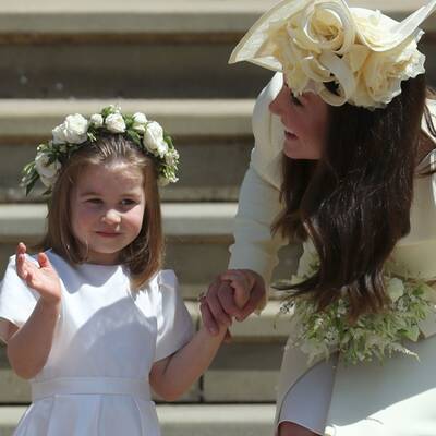 Meghan & Harry im Jaguar