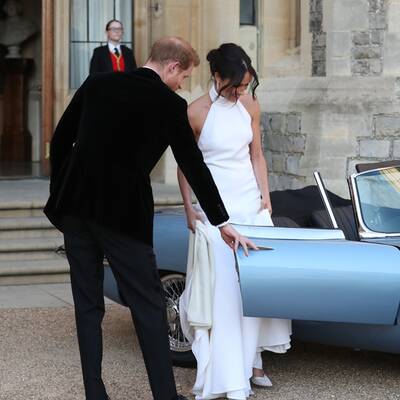 Meghan & Harry im Jaguar
