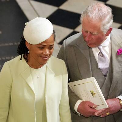 Meghan & Harry im Jaguar