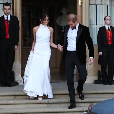 Meghan & Harry im Jaguar