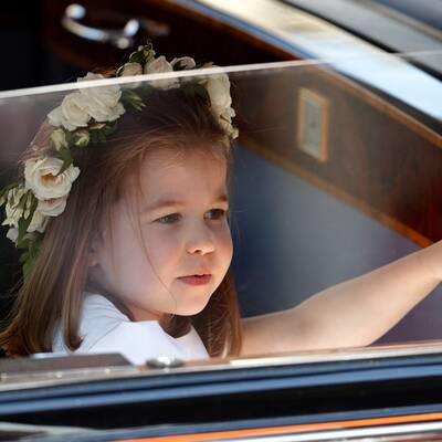 Meghan & Harry im Jaguar