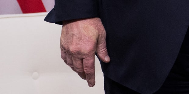 Handschlag Trump Macron